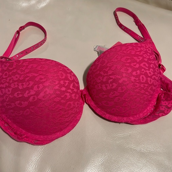 PINK bra - Picture 1 of 1